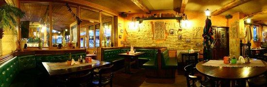 Green Pub Sjesta